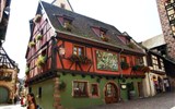 Riquewihr - Francie - Alsasko - Riquewihr , hrázděné domy