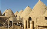 Východní Turecko a starověké civilizace - Turecko  Harran, úlovitá obydlí, památka UNESCO