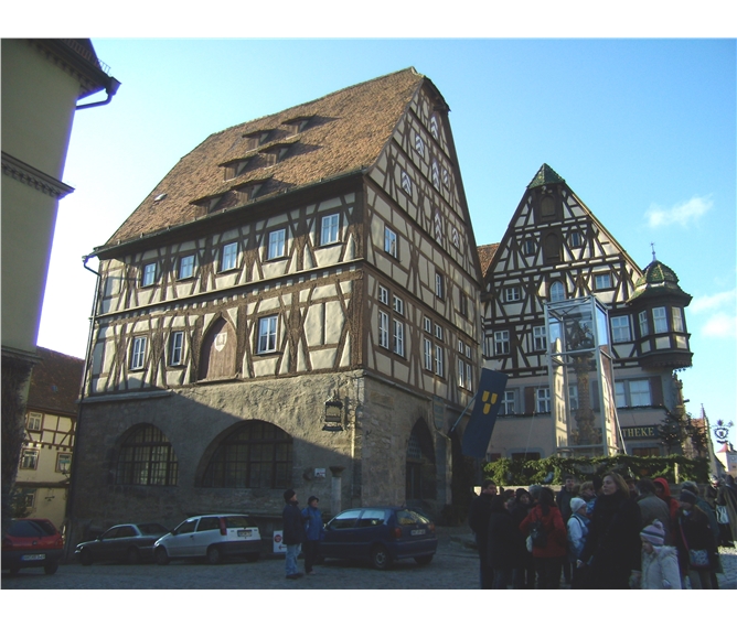 Advent ve středověkých městech Německa a zdobené kašny 2022 - Německo - Rothenburg, hrázděné domy