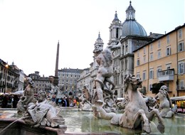 Itálie - Řím - Fontana del Neptuno (1878) na Piazza Navona, post. na Domiciánově stadionu z 1.stol.