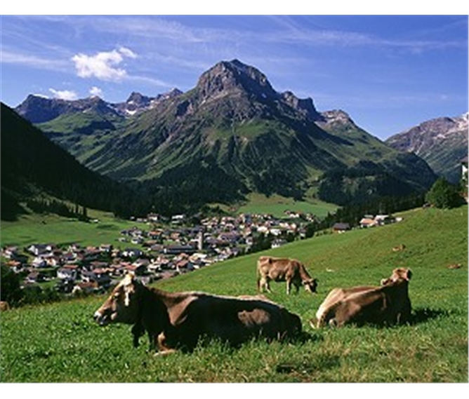 Lechtalské Alpy 2021 - Rakousko - Lech am Arlberg - uprostřed hor a pastvin