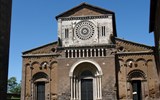 Jižní Toskánsko a kraj Etrusků Lazio 2023 - Itálie, Lazio, Tuscania, bazilika San Pietro z 8.století, rekonstruovaná v 12.stol.