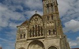 Beaujolais a Burgundsko, kláštery a slavnost vína 2022 - Francie - Burgundsko - Vézelay, bazilika sv.Máří Magdalény
