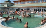 Lázně Mosonmagyaróvár - Aqua hotel Termál - Maďarsko - Mosonmagyárovár - termální lázně vhodné například při chronických zánětech kloubů, neurózách či úbytku vápníku v kostech