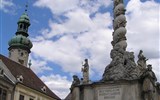 Burgenlandsko plné slunce, čápů a vína 2020 - Maďarsko - Zadunají - Šoproň, barokní sloup nejsvětější Trojice, 1700