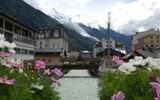Přímořské Alpy - Francie - Chamonix - pohled na masiv Mont Blanku
