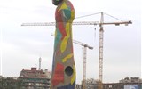Zájezdy za uměním, výstavy a architektura - Španělsko - Barcelona - Parc de Joan Miró, Dona i Ocell (Žena a pták)
