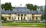 Drážďany a kamélie v Pillnitz - Německo - Pillnitz -zámek saských kurfiřtů, postaven 1720-90 v několika etapách