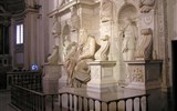 Řím, Vatikán, Ostia i Orvieto, po stopách Etrusků 2021 - Itálie - Řím - San Pietro in Vincoli, nedokončená hrobka Julia II se sochou Mojžíše od Michelangela
