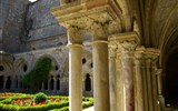 Languedoc a Roussillon, země moře, hor a katarských hradů - Francie - Languedoc - opatství Fontfroide