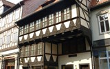 Quedlinburg - Německo - Harz - Quedlinburg, Kunsthoken, 1569, bohatě zdobený, na Marktstasse