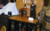 Inverness - Skotsko - Invernes - ochutnávka v palírně whisky