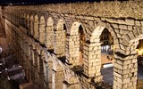 Kastilie - Španělsko - Kastilie a León - Segovia, římský akvadukt, 1.století n.l.