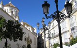 Cádiz - Španělsko - Cádiz - bílá architektura a slunce