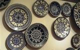 Památky UNESCO - Maďarsko - Maďarsko -  Hollókö, typická místní lidová keramika