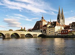 Mnichov a Regensburg a vánoční trhy vlakem 2022 Bavorsko Německo - Bavorsko - Regensburg, památka nä seznamu světového dědictví UNESCO