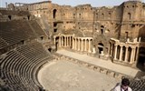 Sýrie - Sýrie - Bosra, římské divadlo, kamenný půlkruh vyvolává představu herců a her, které předváděli