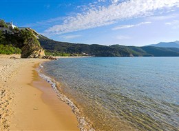Itálie - Elba - pláž Scaglieri nedaleko Portoferraia