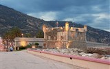 Karneval a festival citrónů v Mentonu - Francie - Menton - Museum Jeana Cocteaua v baště z r 1636