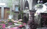Zahrady krajů Lazio a Toskánsko, Den květin ve Viterbu - Itálie - Viterbo - květinové slavnosti San Pellegrino in Fiore