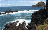 Madeira, ostrov věčného jara s turistikou 2022 - Portugalsko - Madeira - Porto Moniz, romantické pobřeží