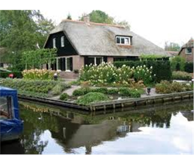 Frísko, země vody a větrných mlýnů - Holandsko - Giethoorn