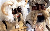 Folklórní slavnosti - Maďarsko - Mohács - tradiční lidové masky na masopustních slavnostech Busojárás