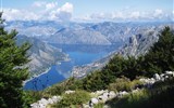 Černá Hora, národní parky a moře, privátní domy 2022 - Černá hora - Boka Kotorská má charakter severského fjordu