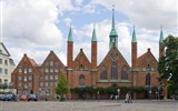 Lübeck, Hamburg a mezinárodní zahradnická výstava - Německo - Lübeck - nemocnice Ducha svatého