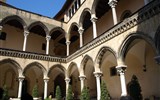 Jižní Toskánsko a kraj Etrusků Lazio 2022 - Itálie - Lazio - Tarquinia, Palazzo Vitelleschi, 1436-9, renesanční, dnes je zde Národní archeologické muzeum