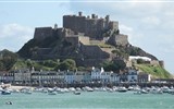 Normanské ostrovy Jersey a Guernsey letecky - nglie - Jersey - hrad Mont Orgueil, 1212