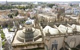 Jarní Andalusie, památky UNESCO, slavnosti a přírodní parky 2022 - Španělsko - Andalusie - Sevilla, kopule katedrály z věže La Giralda