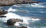 Španělsko, Costa Brava, Francouzská riviéra 2022 - Francie - Azurové pobřeží - skalnaté pláže u Antibes