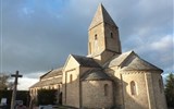 Beaujolais a Burgundsko, víno a kláštery - Francie - Beaujolais - Brancion - Saint Pierre