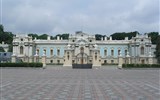 Velký okruh Ukrajinou, poklady Kyjevské a Podkarpatské Rusi - Ukrajina - Kyjev - Marijinskij palác, 1744-52 pro carevnu Jelizavetu Petrovnu