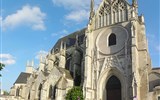 Orléans - Francie - Orléans - Saint Aignan, románský, goticky přestavěný