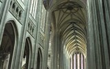 Orléans - Francie - Orléans - katedrála Ste Croix, interiér lodi, gotika