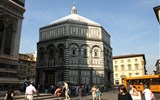 Florencie, Garfagnana s koupáním a Carrara 2022 - Itálie - Florencie - baptisterium, 6.-7.stol, nejstarší budova Florencie (1050)
