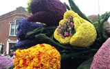 Květinové slavnosti - Holandsko - Lisse, květinové korzo, tisíce květů vytvářejí vše možné