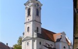 Třešňový víkend v Burgenlandsku - Rakousko - Hainburg - farní kostel sv.Filipa a Jakuba, ranně barokní