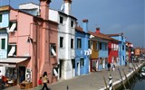 Benátky a ostrovy Murano, Burano, Torcello 2021 - Itálie - Benátky - Burano s jeho pestrými rybářskými domky