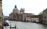 Benátky, karneval a ostrovy - tam bez nočního přejezdu 2024 - Itálie - Benátky - Santa Maria della Salute, barokní, 1630-87, na paměť konce moru
