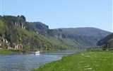 Saské Švýcarsko - Německo - údolí Labe v NP Saské Švýcarsko