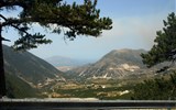 Národní park Llogara - Albánie - sjezd z Llogarského průsmyku do Vlore