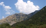 Národní park Llogara - Albánie - Césarova soutěska, tudy provedl Caesar svá vojska při přechodu hor z Palasy
