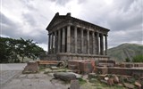 Daleké země a exotika - Arménie - římský chrám Slunce v Garni