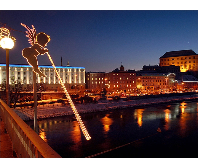 Tropická laguna a advent v Pasově - Rakousko - Linec - adventní nálada nad Dunajem