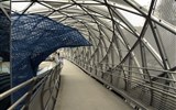 Kouzlo Štýrska rychlovlakem Railjet  a Graz 2023 - Rakousko - Štýrský Hradec 093 - Murinsel, interiér stavby tvaru mořské lastury, 50x20 m