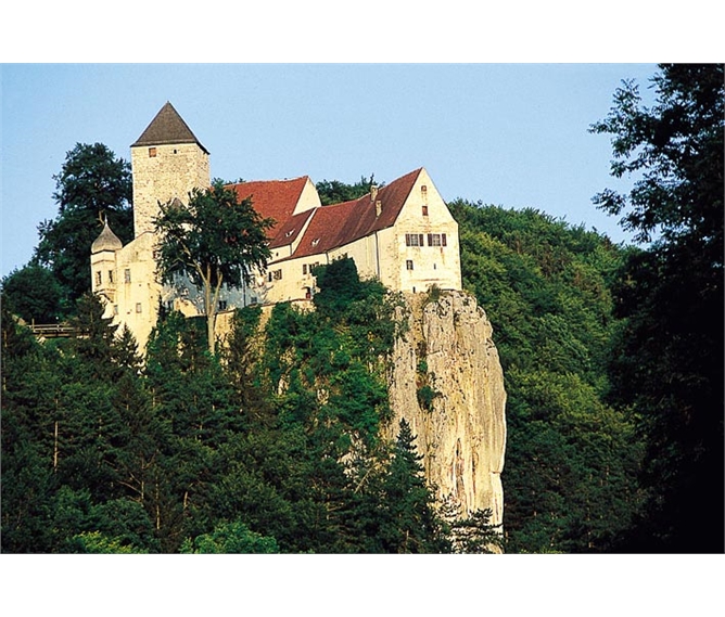 Hrady a zámky Bavorska - Německo - hrad Prunn