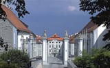 Hrady a zámky Bavorska - Německo - vstup do zámku Hirschberg